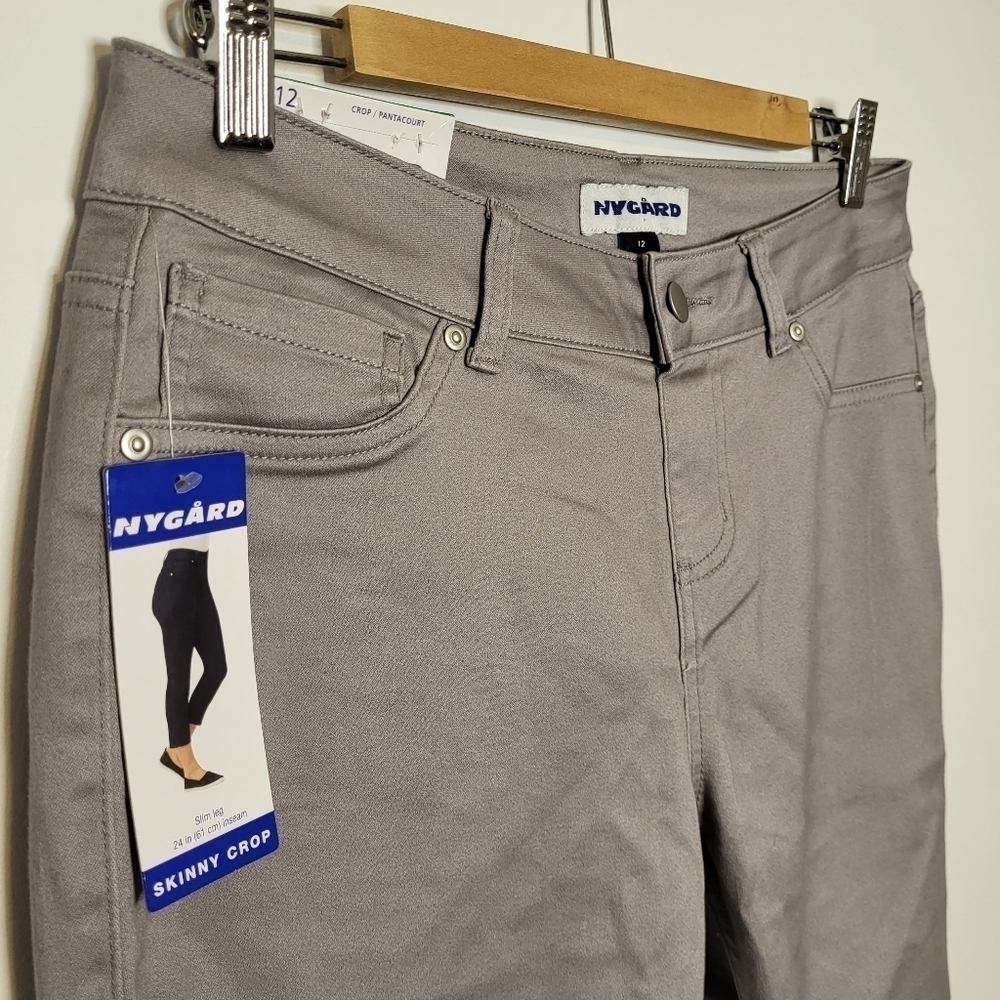 Nygard Slim Leg Skinny Crop Pant Size 12 - Picture 2 of 7